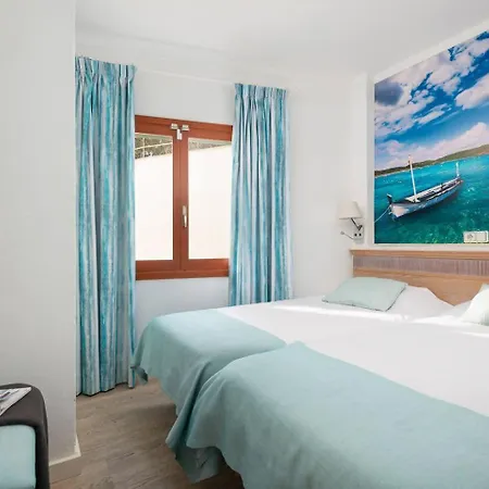 Apartamentos Playa Marina Cala Ferrera  Exterior photo
